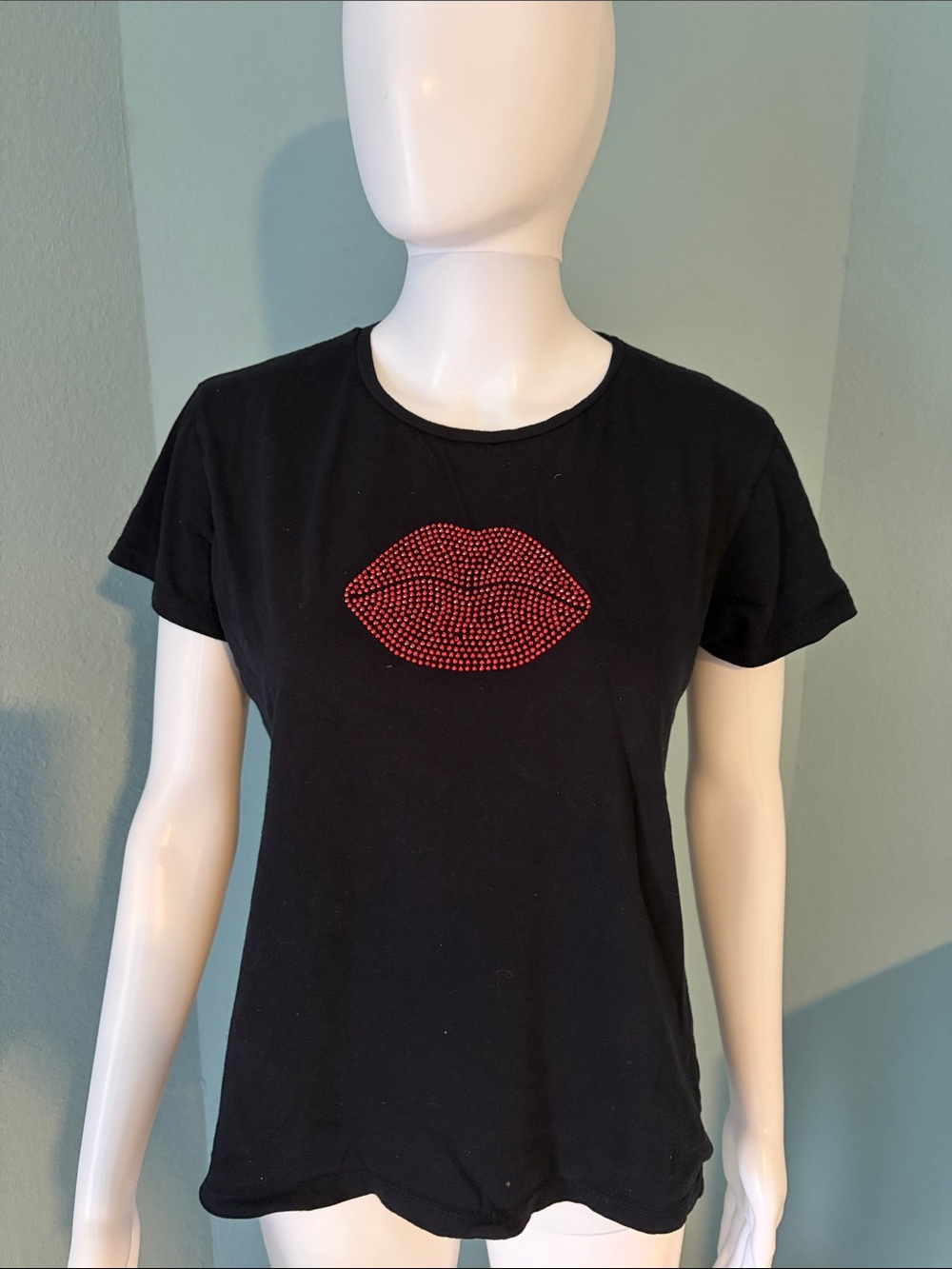 Black Short-Sleeve Tee with Red Lip Rhinestone Graphic